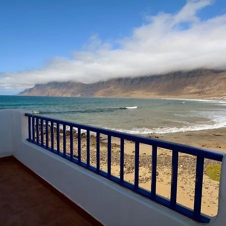 Village Dolores * Famara